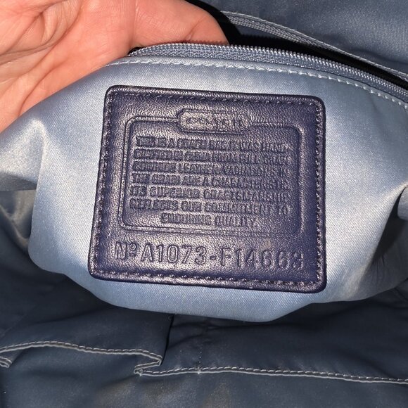 Coach Leah Embossed Patent Leather Tote Bag Navy Blue Tan Trim Turnlock Shoulder - Picture 5 of 16